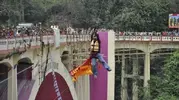 Ponytail stunt.webp Ponytail stunt.webp